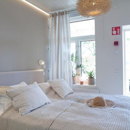 Hotel Amandis Naantali Kültér fotó